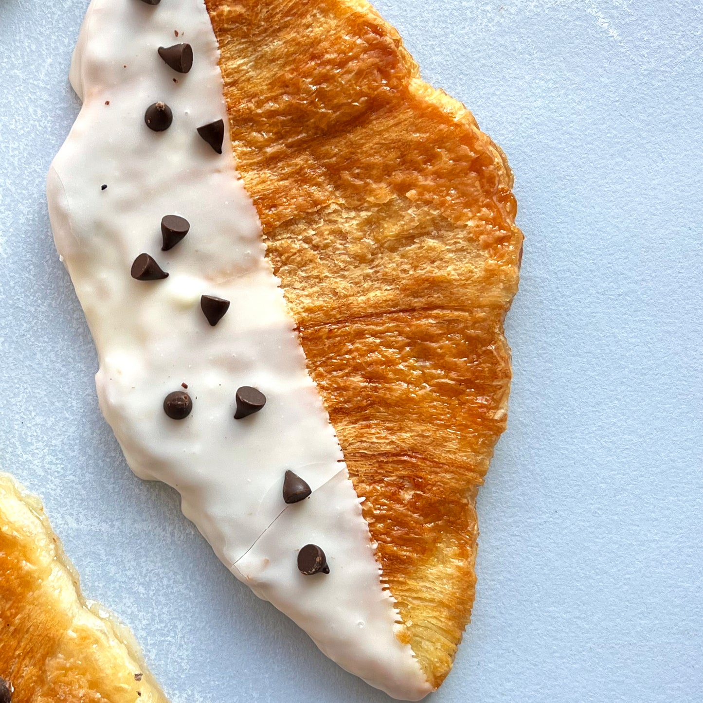 Flat Croissant Blanco 12 Un.